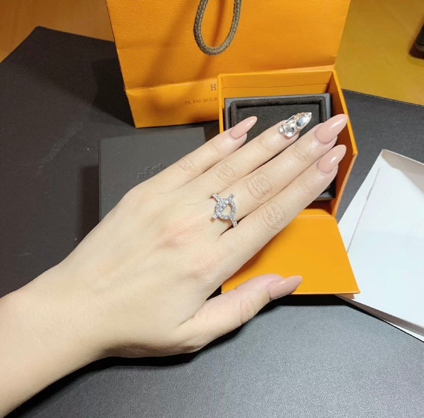 [Cyra]  ECHAPPEE RING SILVER DIAMOND
