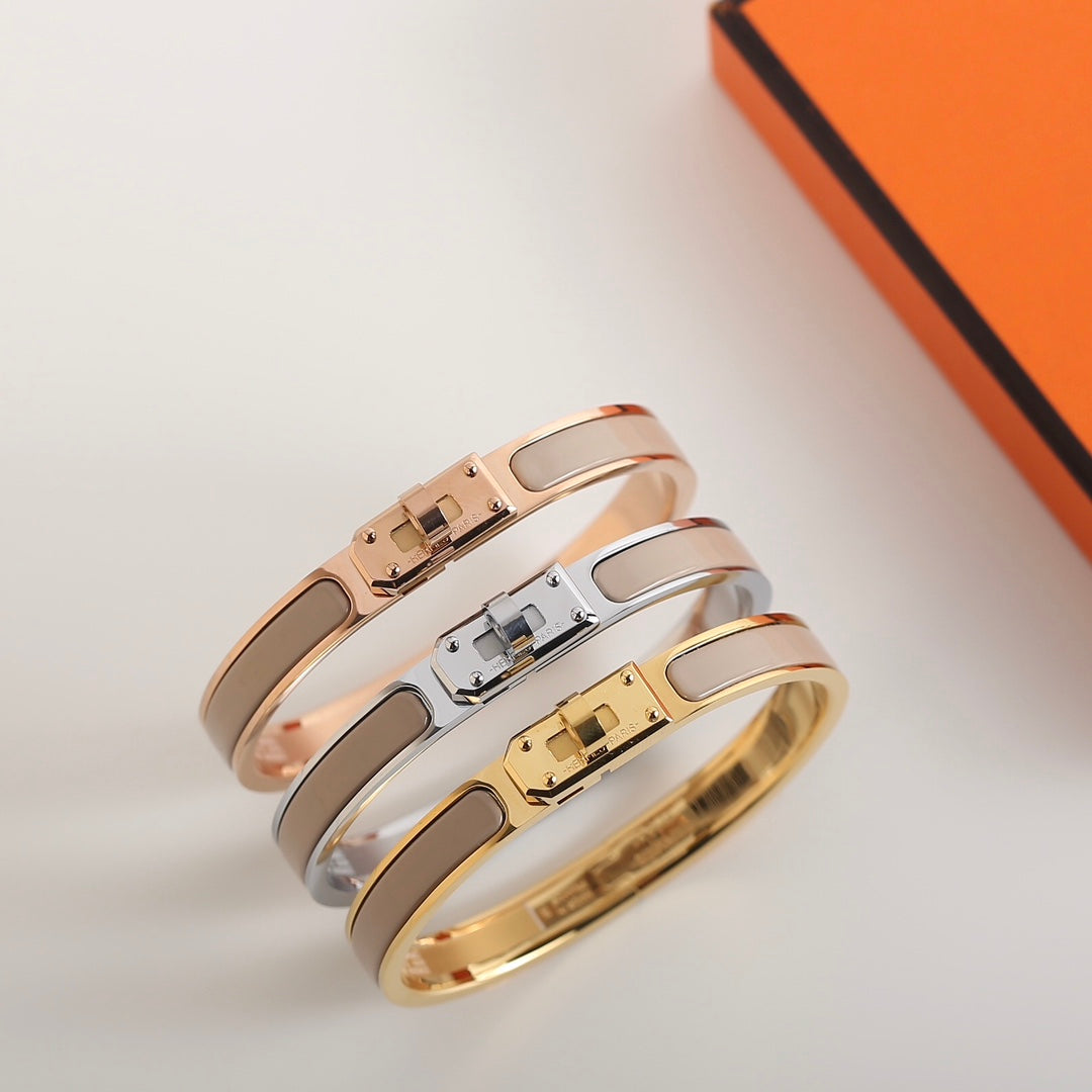 [Cyra]  HM KELLY ARMBAND GRAU