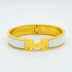 [Cyra]  H WHITE BRACELET
