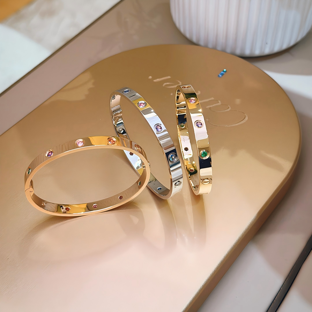 [Cyra]  2026 レインボー ラブブレスレット 6.1MM  ダイヤモンド10石