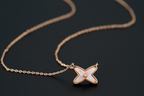 [Cyra] JEUX DE NECKLACE 1 DIAMANT