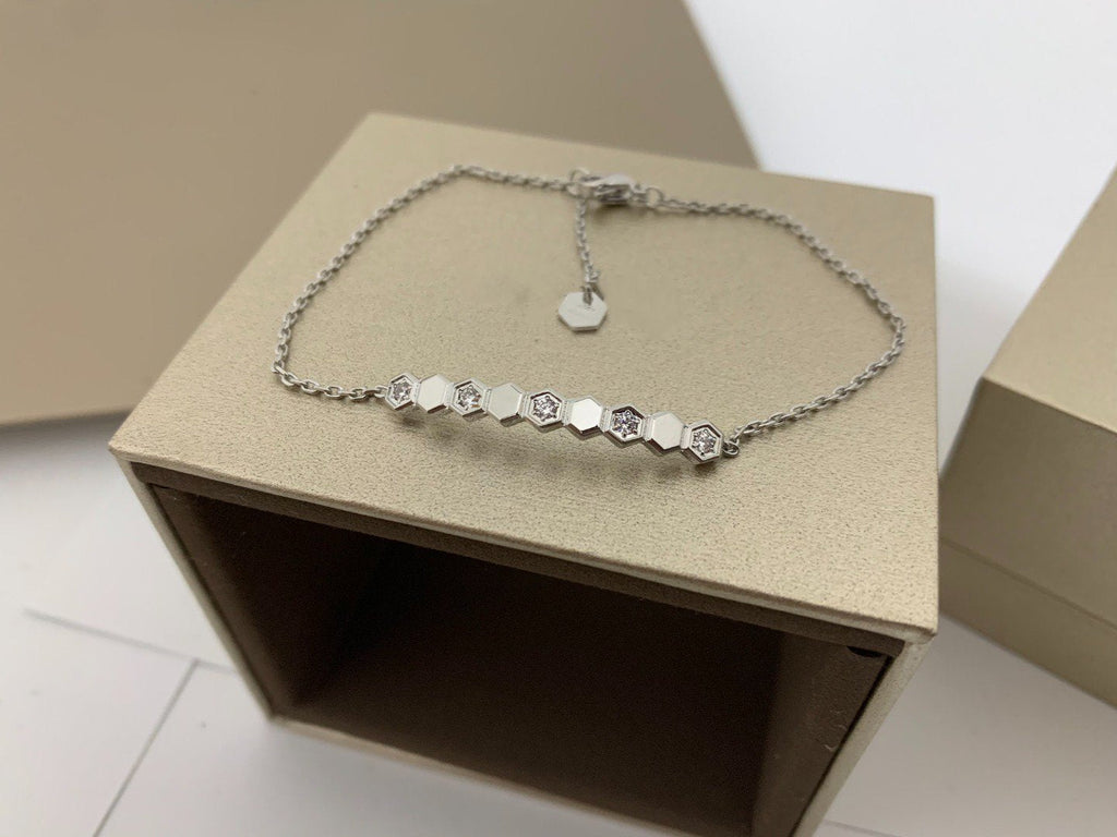 [Cyra] BEE LOVE BRACELET DIAMOND