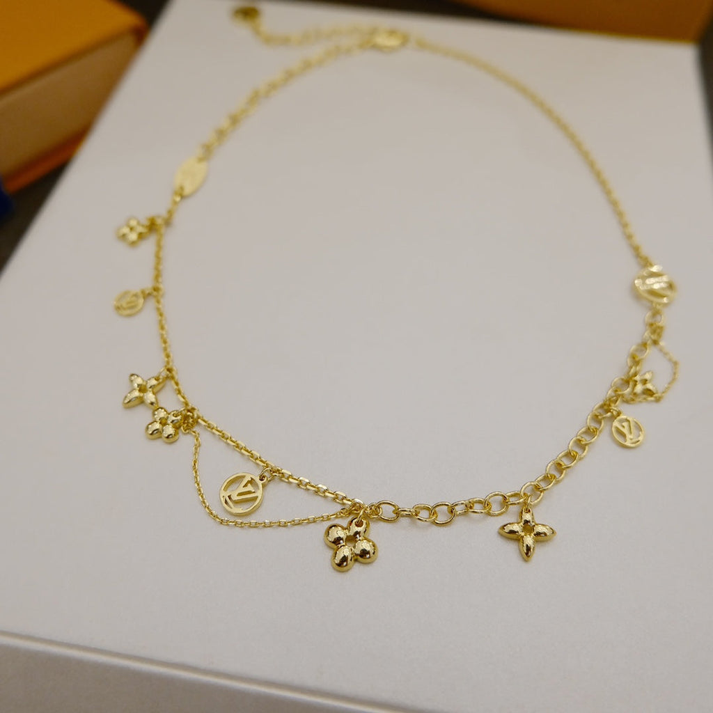 [Cyra]  BLOOMING SUPPLE NECKLACE BRASS
