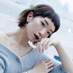 [Cyra]   MOVE ARROW OHRRINGE AUS ROSÉGOLD MIT DIAMANTEN