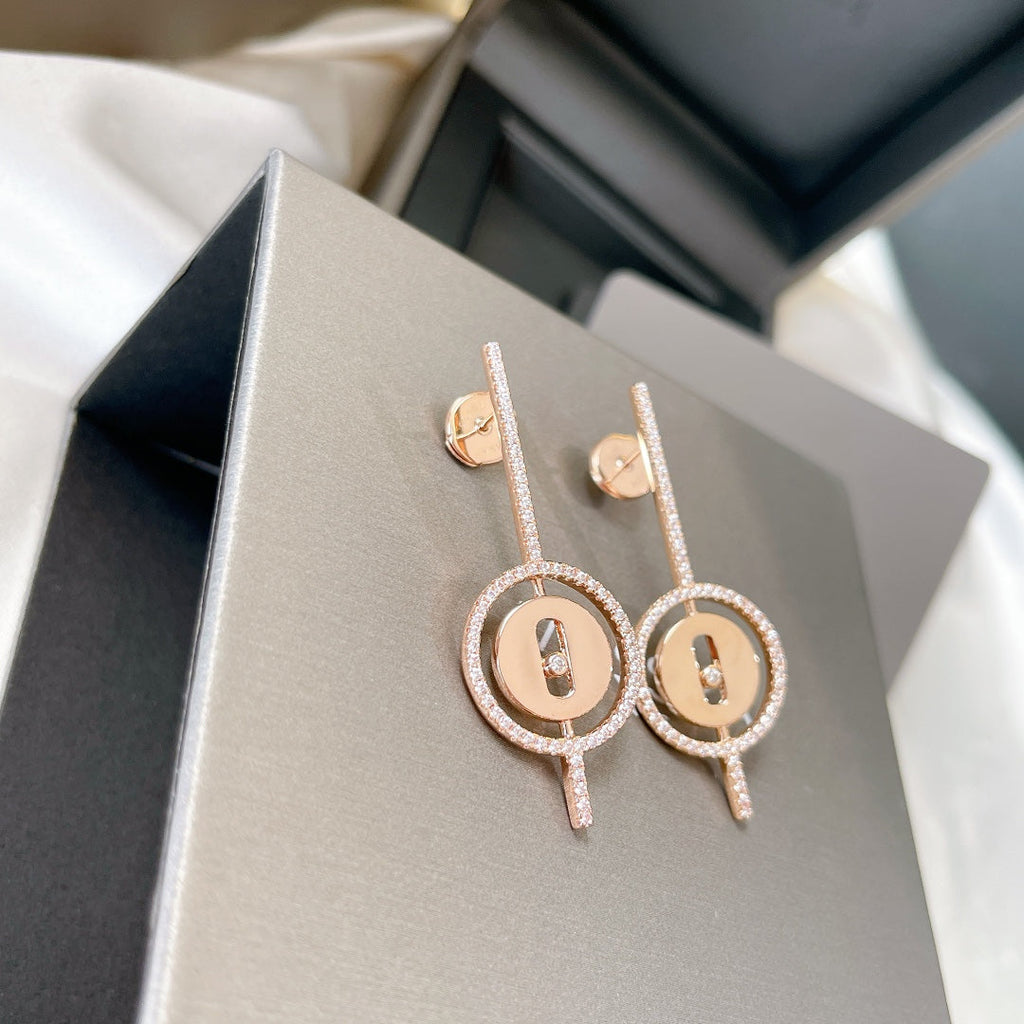 [Cyra]   MOVE ARROW OHRRINGE AUS ROSÉGOLD MIT DIAMANTEN