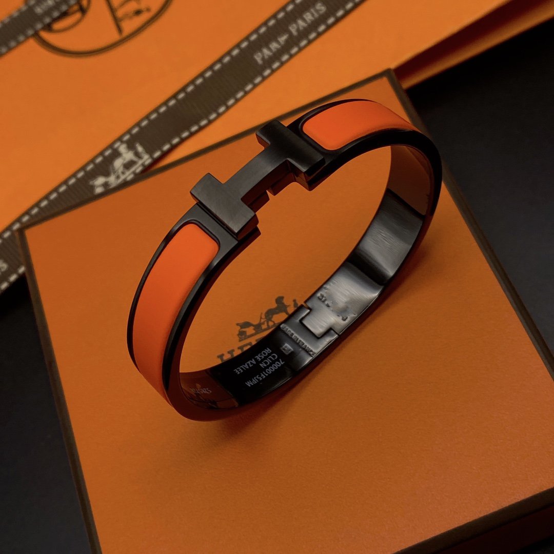 [Cyra]  CLIC HM SO BLACK OREGAN BRACELET
