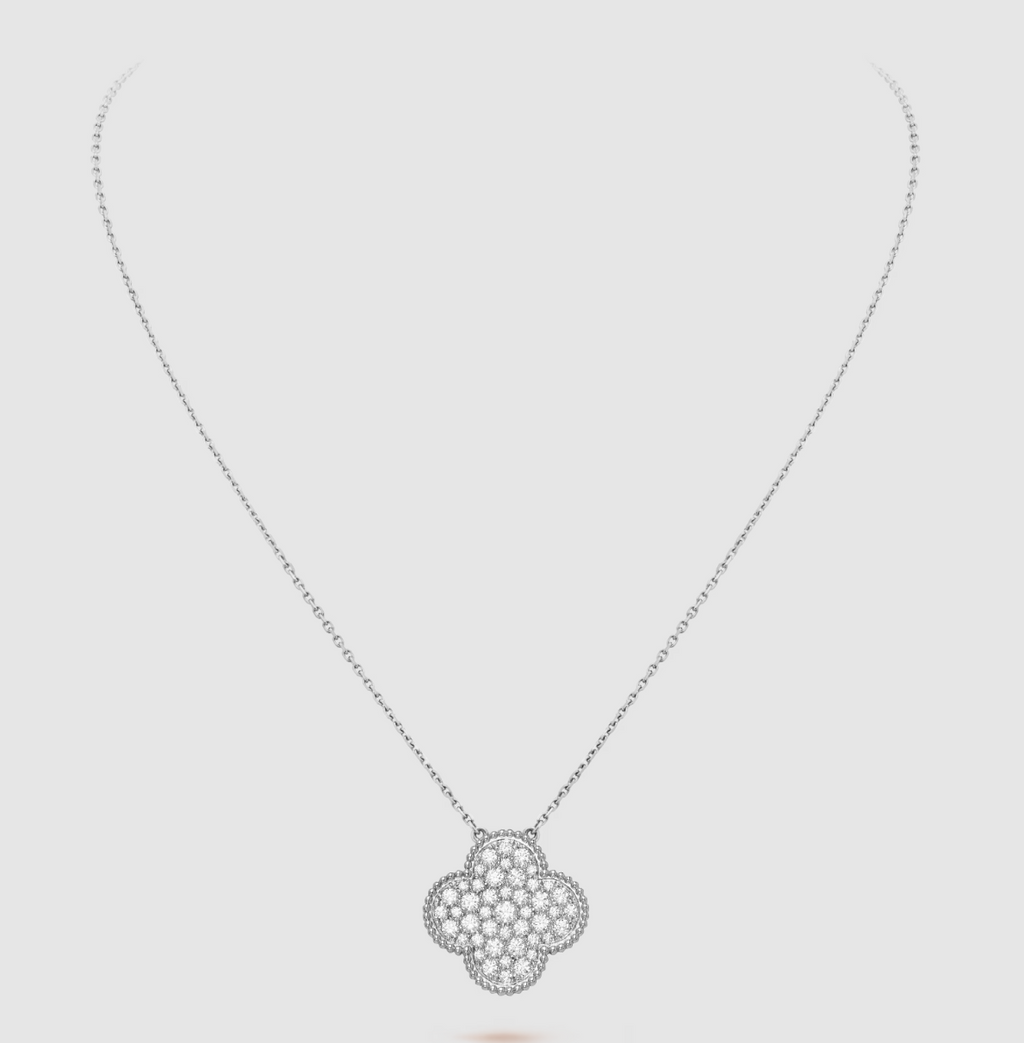[Cyra] CLOVER 25MM GROSSER ANHÄNGER DIAMANT-PAVÉ SILBERHALSKETTE