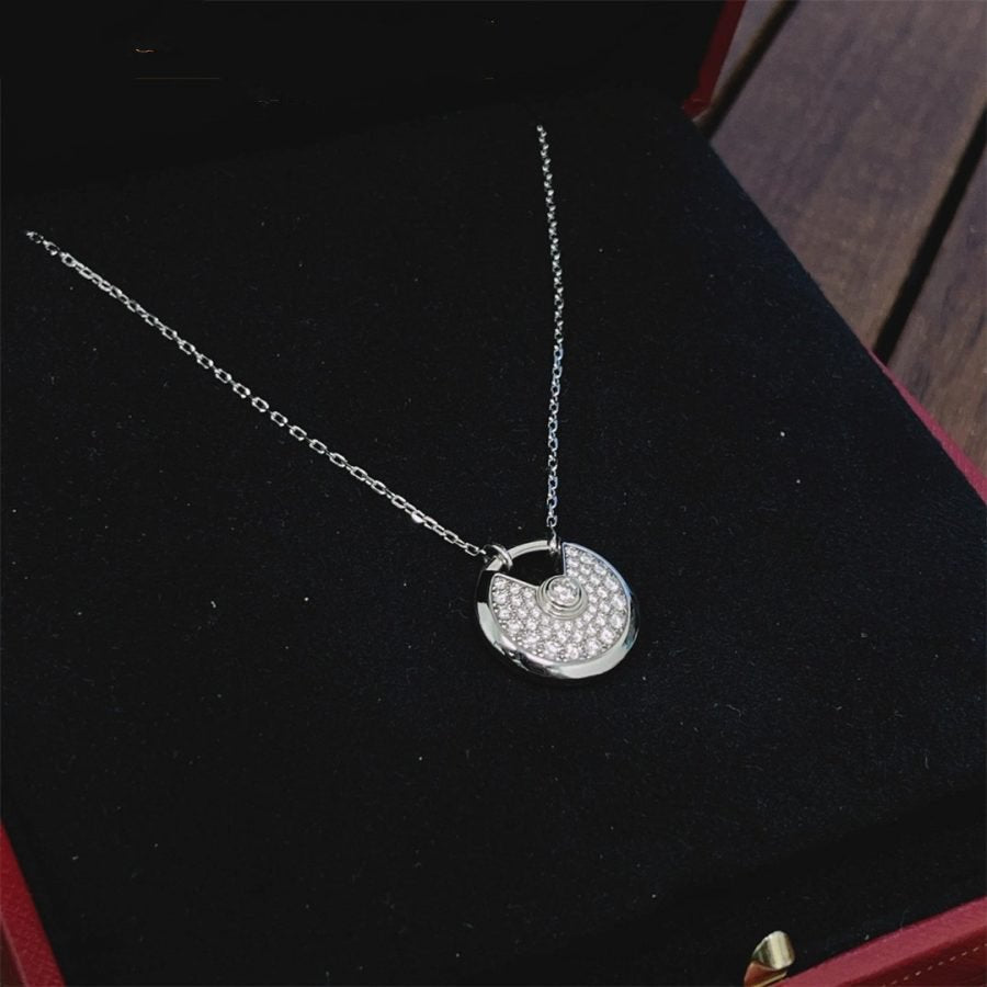 [Cyra] AMULETTE SILBER HALSKETTE MIT VOLLBESATZ AUS DIAMANTEN
