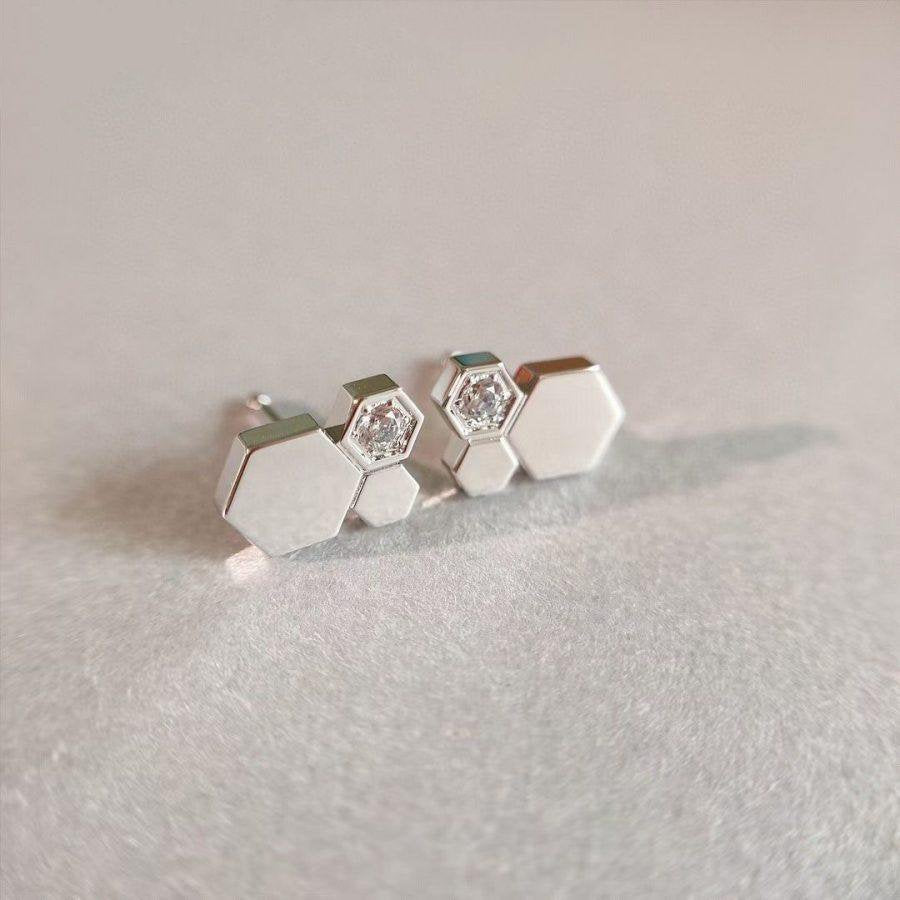 [Cyra]  BEE LOVE SILVER DIAMOND EARRINGS