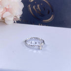 [Cyra]  BEE LOVE RING SILVER 1 DIAMOND
