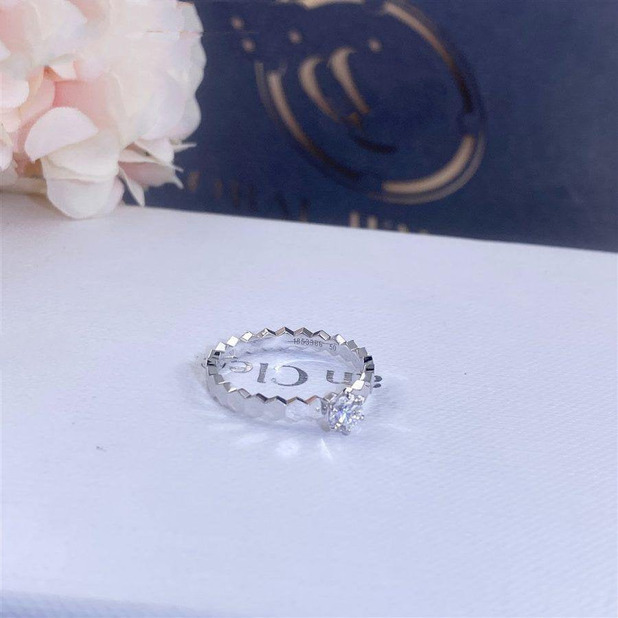 [Cyra]  BEE LOVE RING SILVER 1 DIAMOND