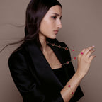 [Cyra] NEUE CLOVER 20 MOTIVE HALSKETTE MIT ROSA EMAILLE