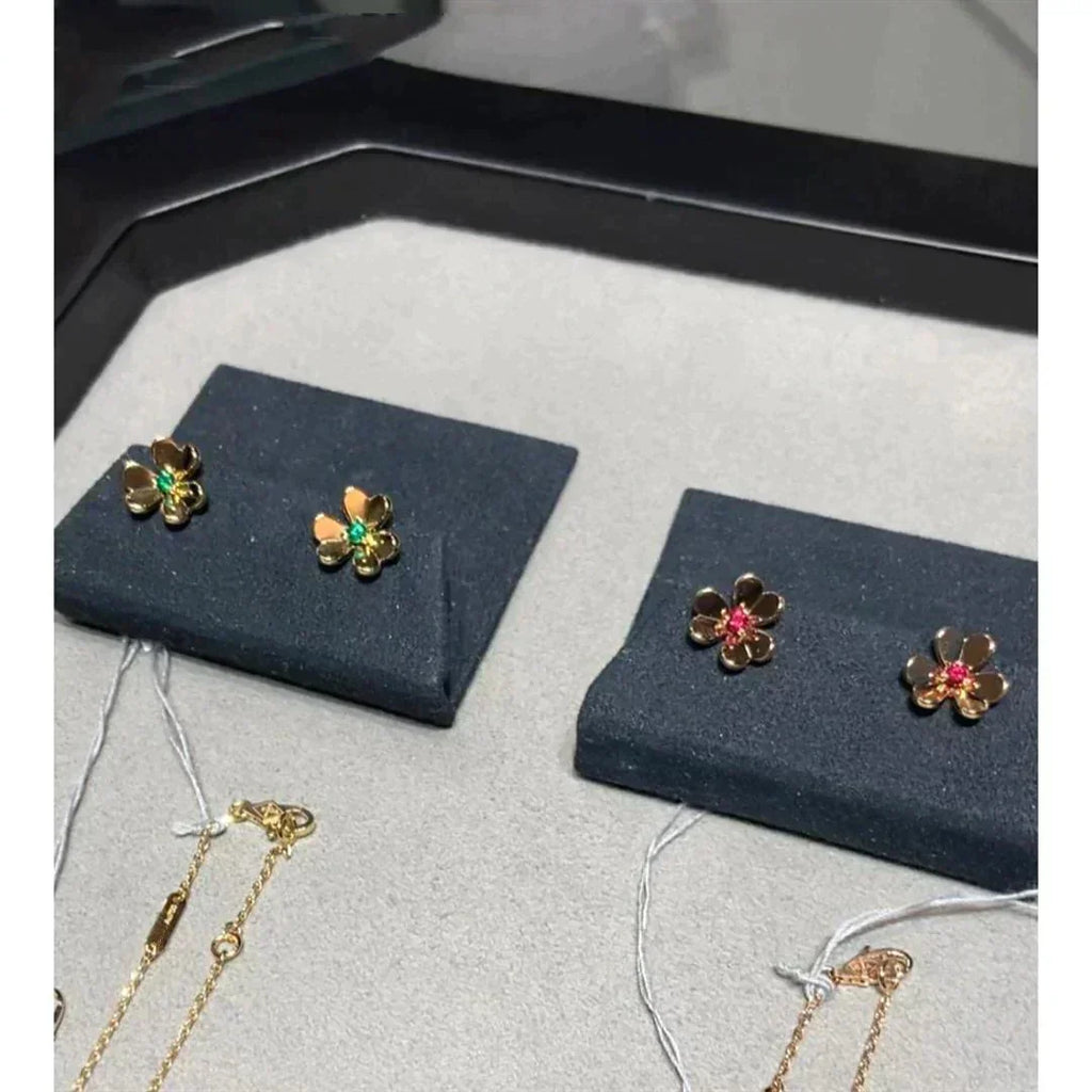 [Cyra]  FRIVOLE  FLOWER PINK EARRINGS