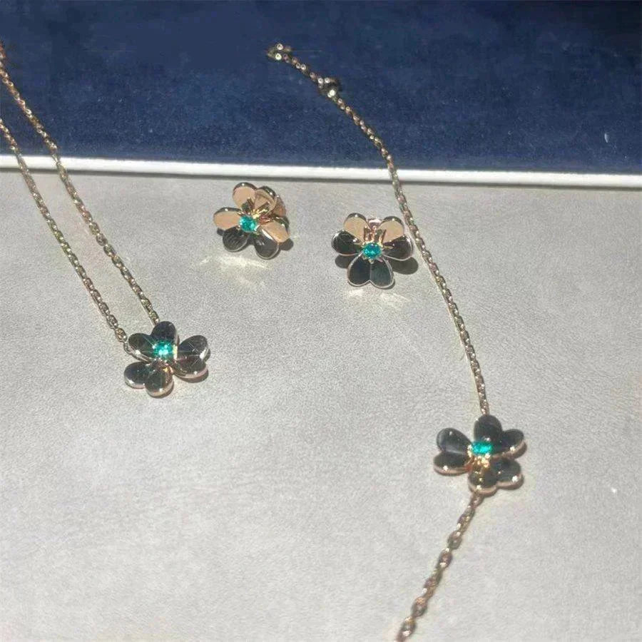 [Cyra]  FRIVOLE  FLOWER MALACHITE EARRINGS