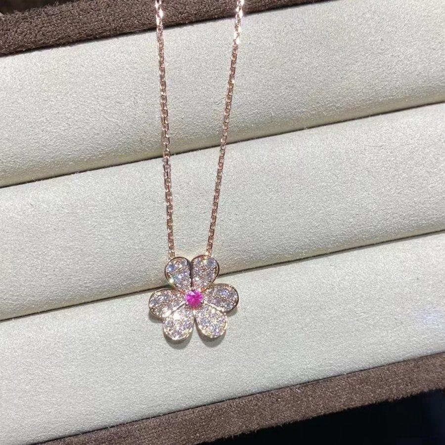 [Cyra]  FRIVOLE ROSE GOLD FLOWER DIAMOND NECKLACE