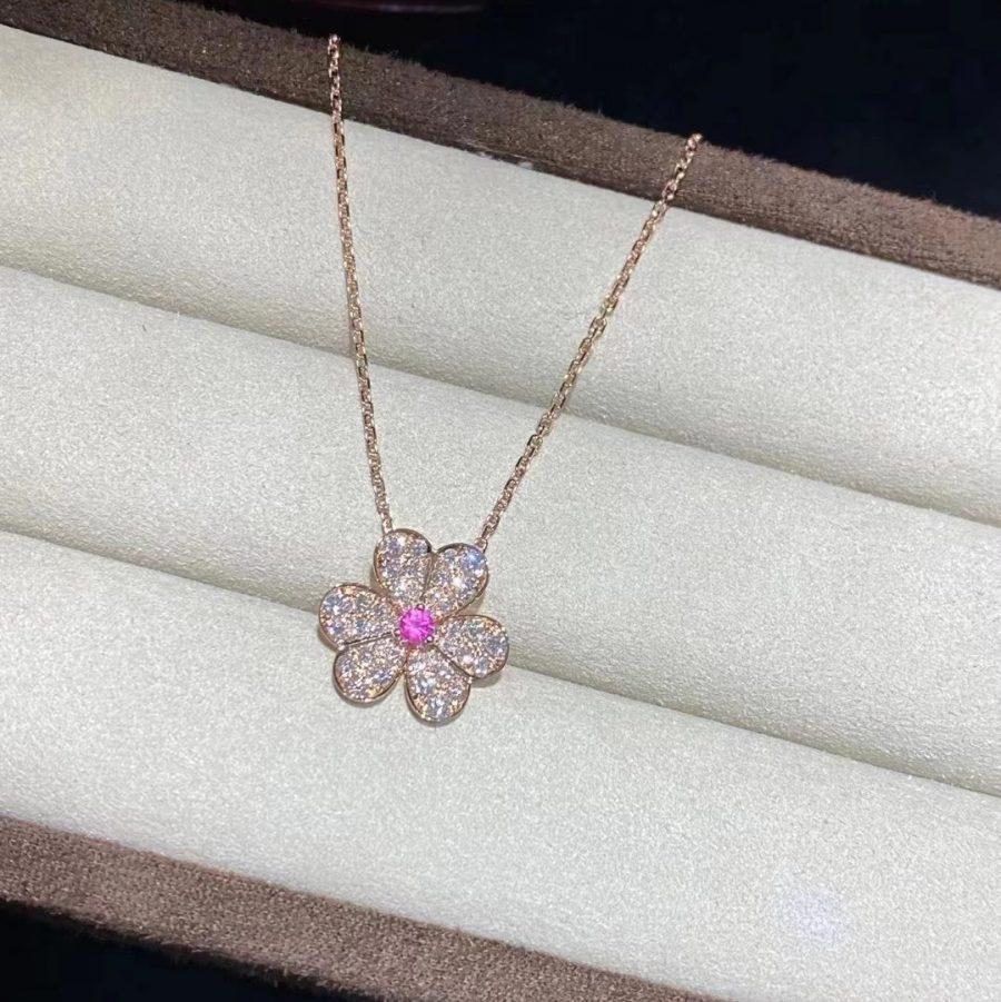 [Cyra]  FRIVOLE ROSE GOLD FLOWER DIAMOND NECKLACE