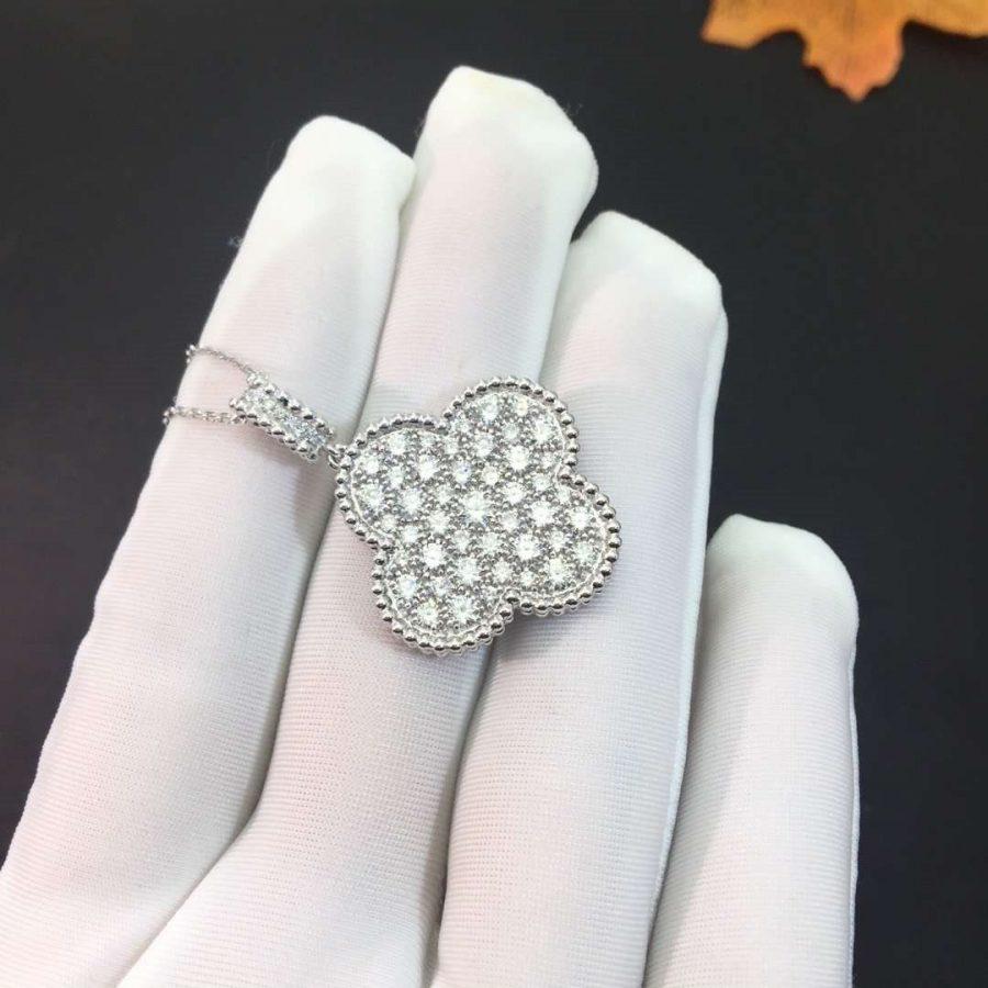 [Cyra]  CLOVER 25MM SILVER FULL DIAMOND BIG CLOVER NECKLACE
