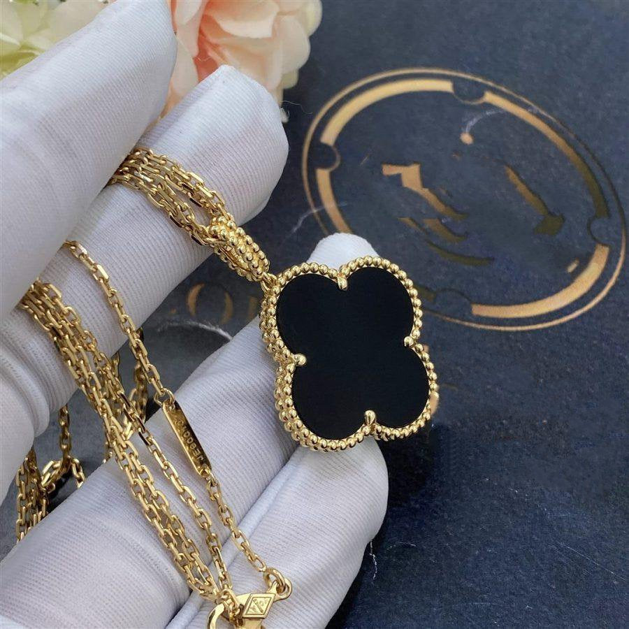 [Cyra]  CLOVER 25MM GOLD ONYX BIG CLOVER NECKLACE