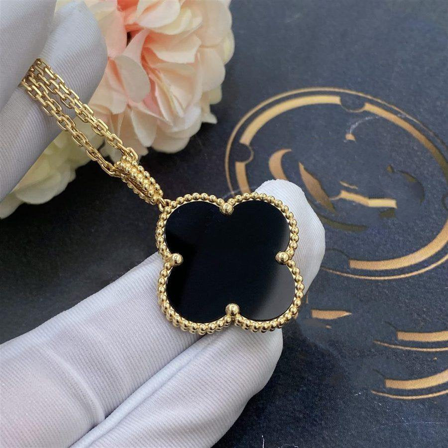 [Cyra]  CLOVER 25MM GOLD ONYX BIG CLOVER NECKLACE