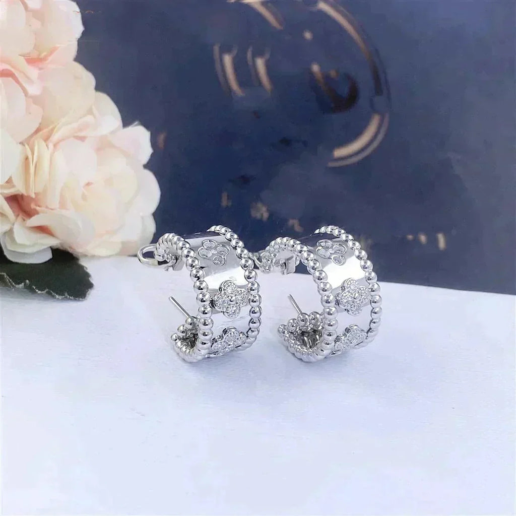 [Cyra]  PERLEE DIAMOND EARRINGS