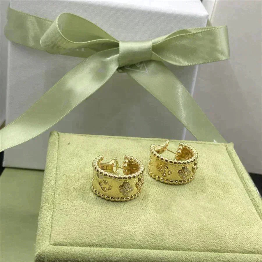 [Cyra]  PERLEE DIAMOND EARRINGS