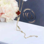[Cyra] CLOVER CARNELIAN EINZELBLÜTEN-ARMBAND