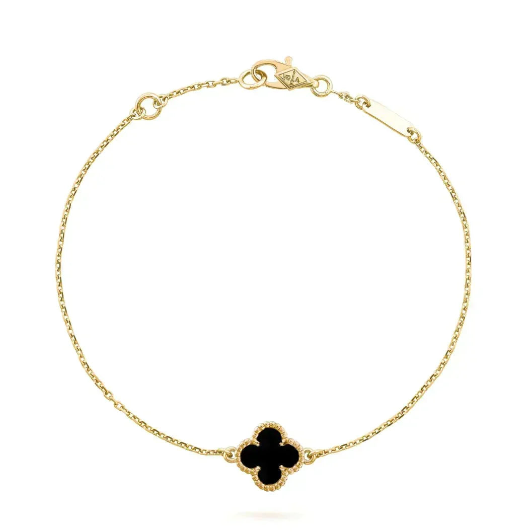 [Cyra]  CLOVER ONYX SINGLE FLOWER BRACELET