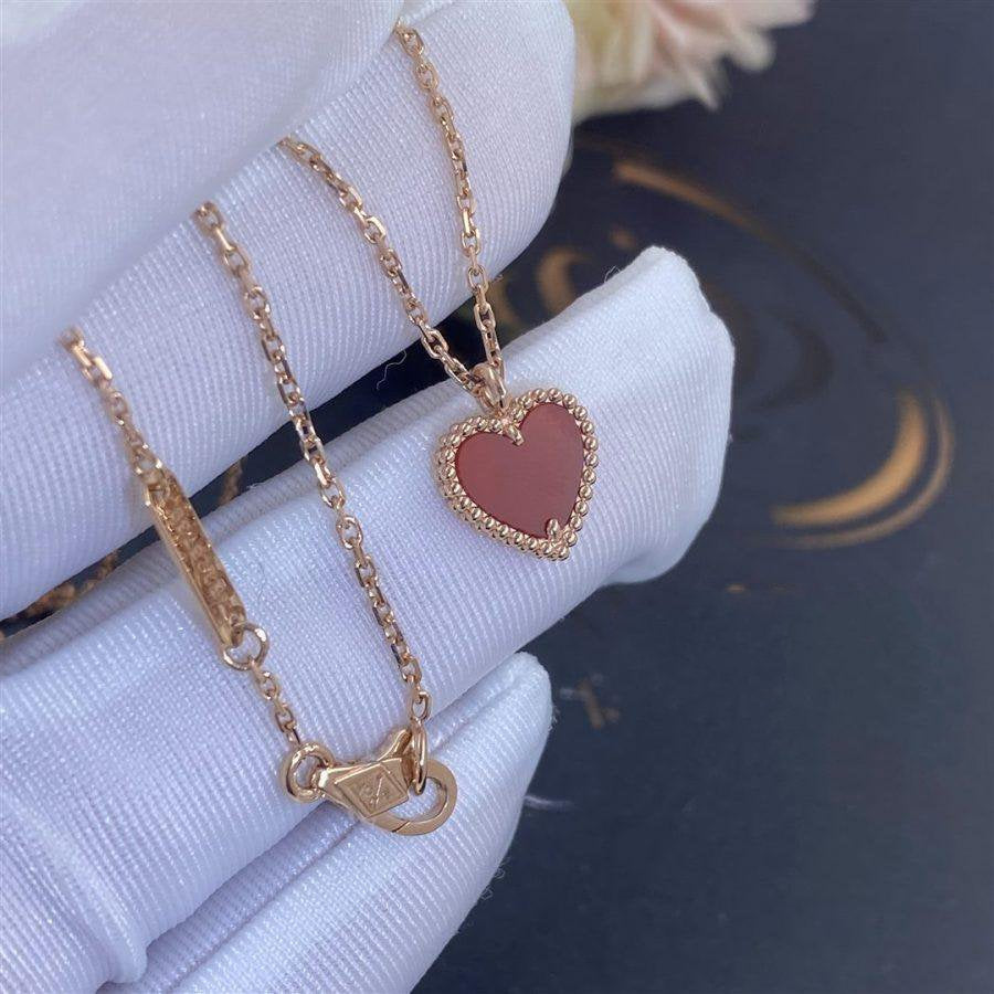 [Cyra]  SWEET CLOVER CARNELIAN HEART NECKLACE