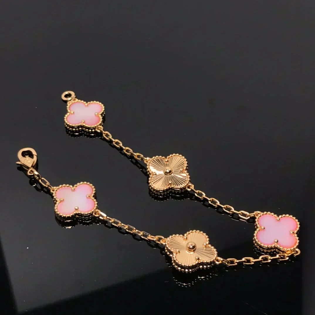 [Cyra] NEUE CLOVER 5 MOTIVE ARMBAND-KOLLEKTION PINK MUTTERPERL