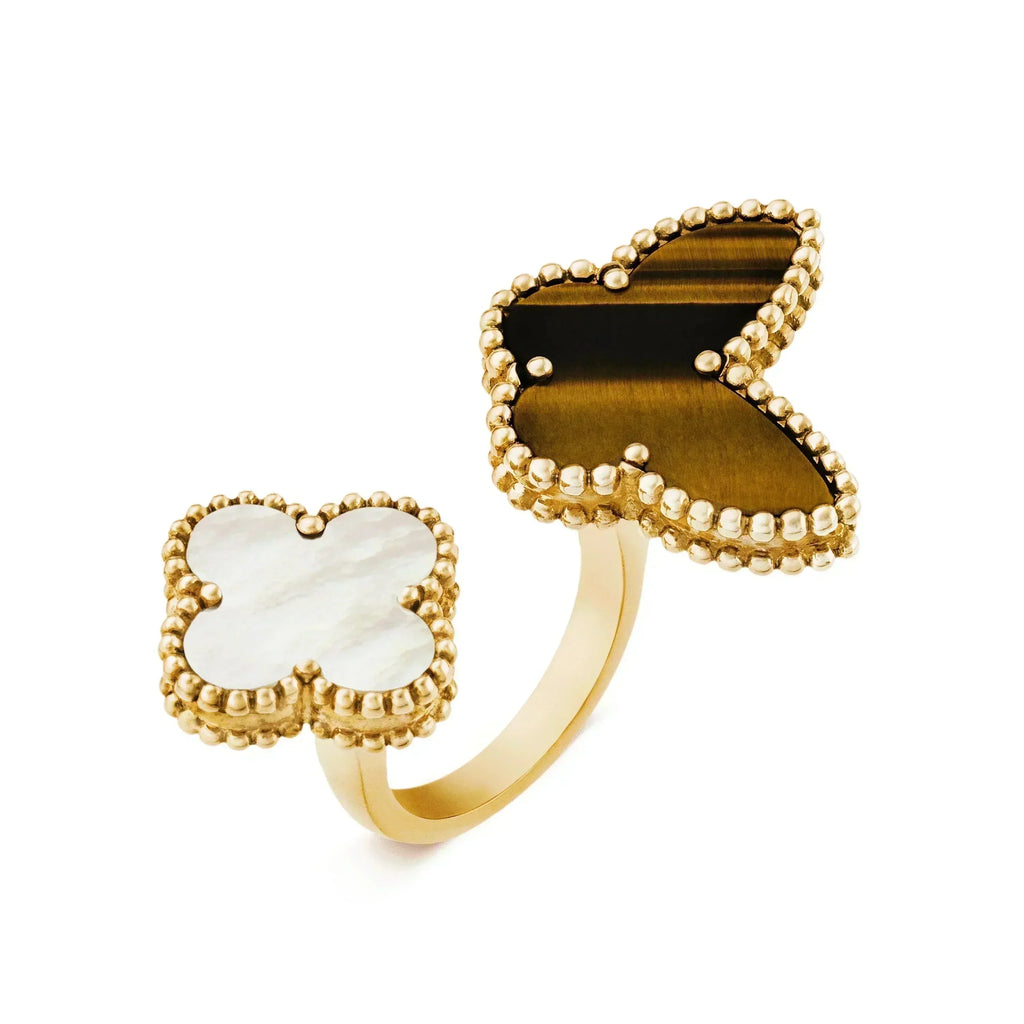 [Cyra]  GLÜCK ZWISCHEN DEM FINGER RING
